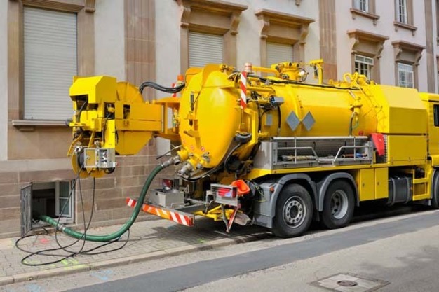 Septic Tank Cleaning Service Malaysia | Desludge Septic Tank | Sewage King